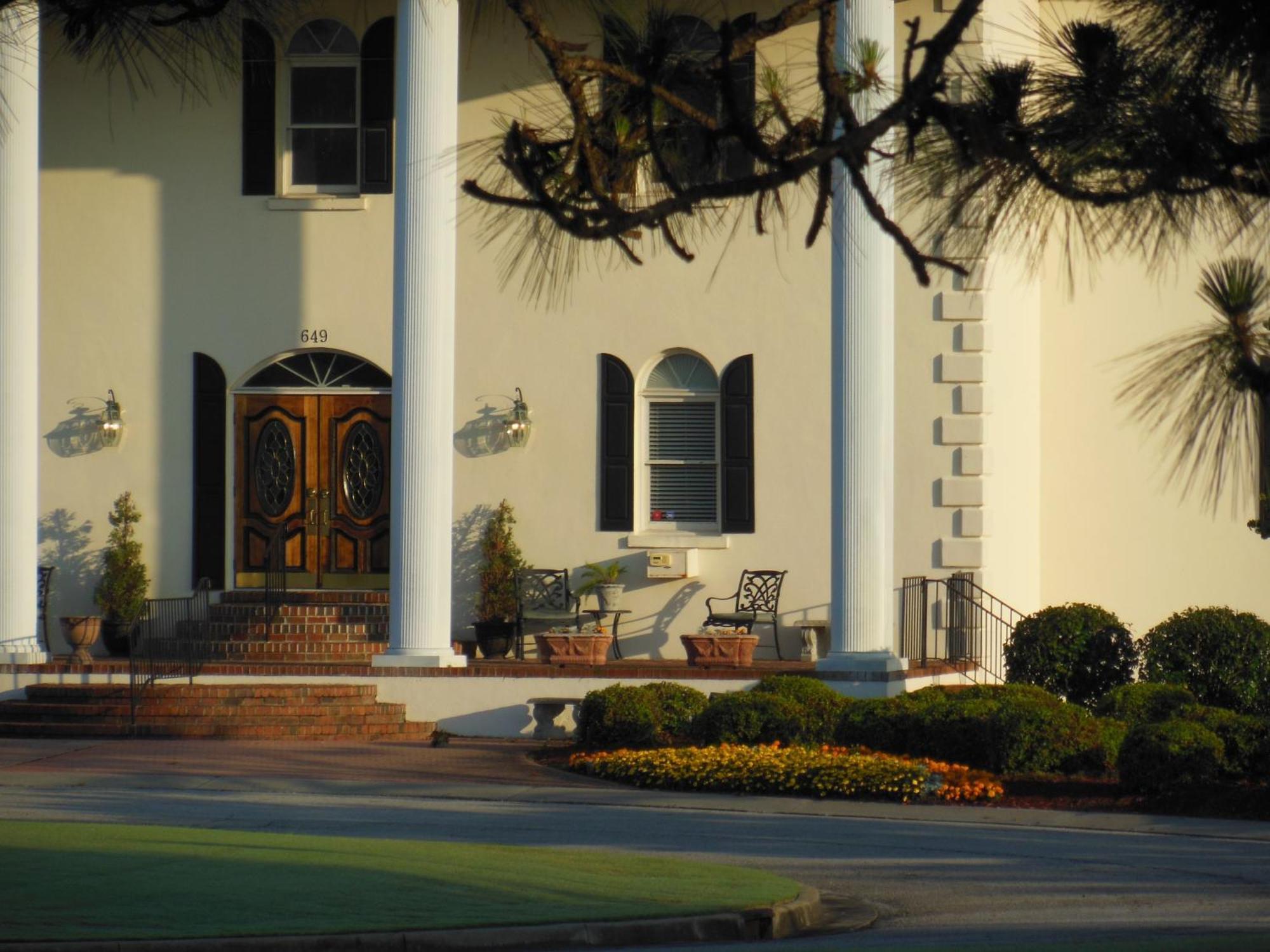 Resort Beau Rivage Golf And